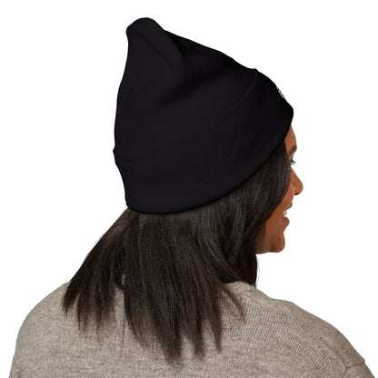 peak. classic cuffed beanie - black.